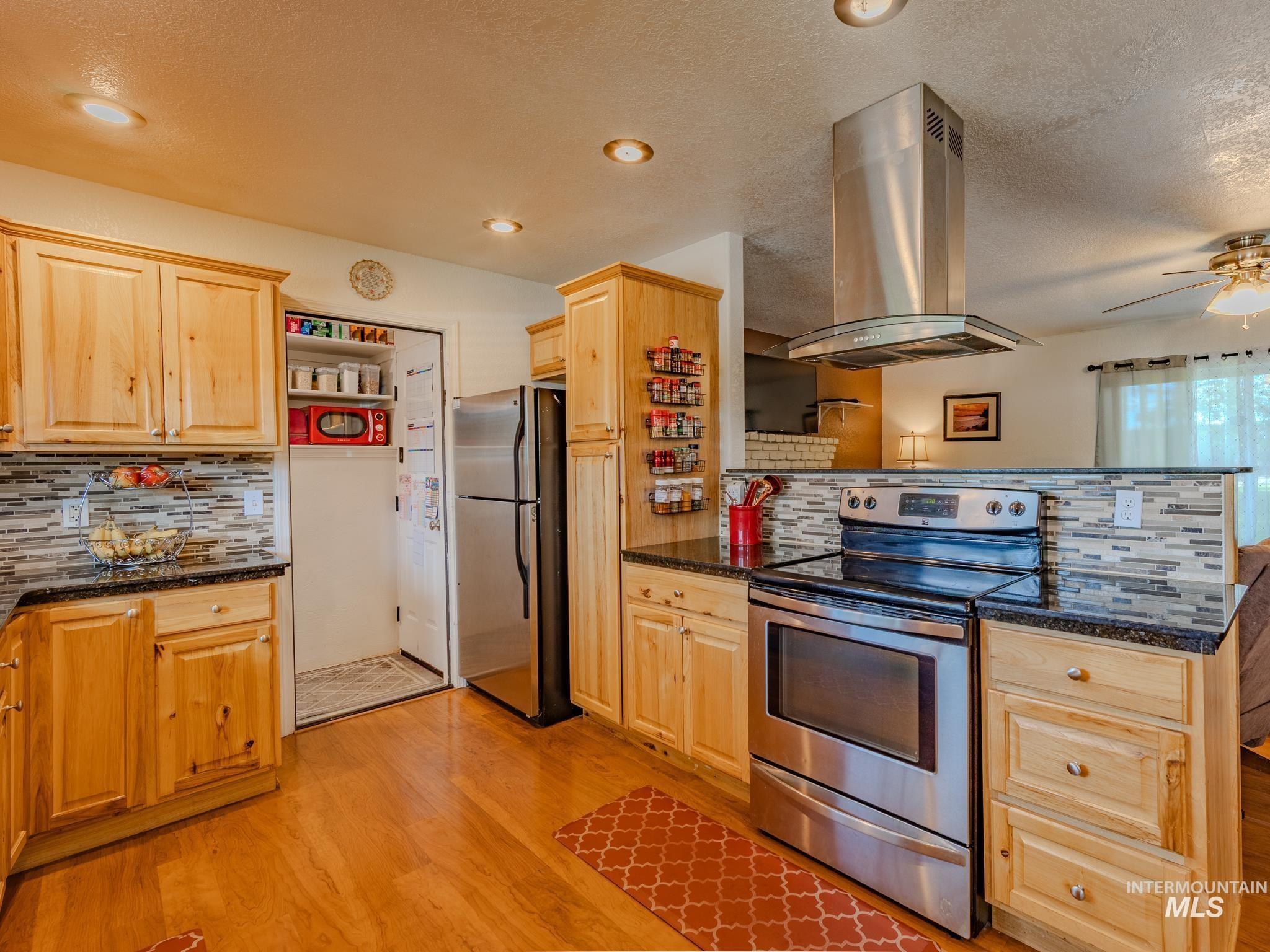 618 Dawn Drive