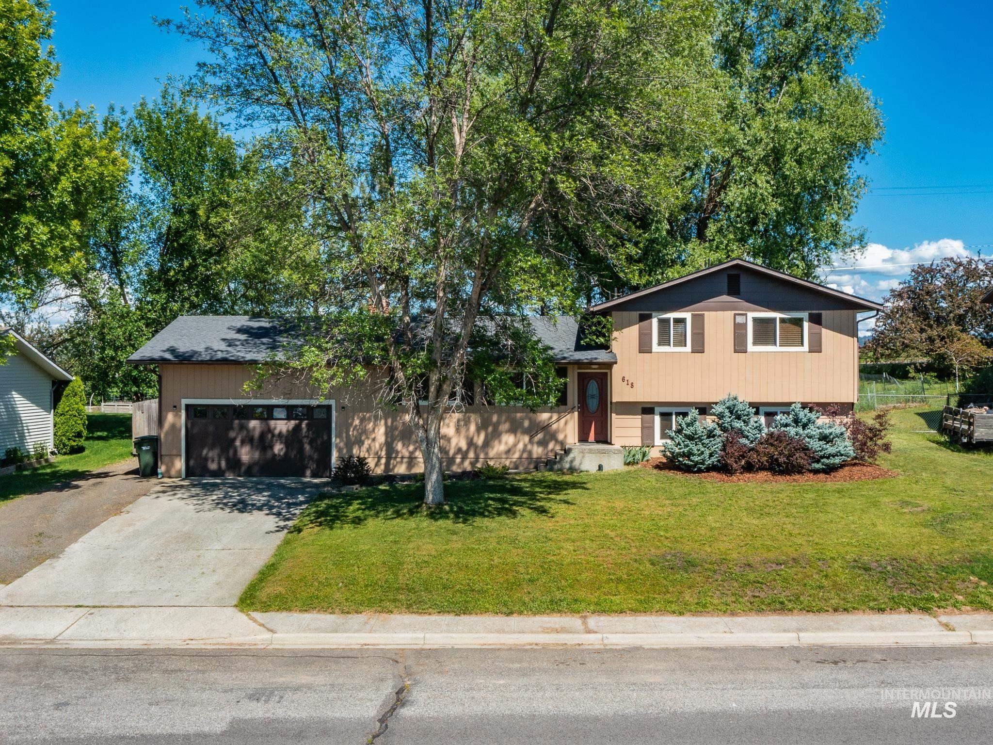 618 Dawn Drive