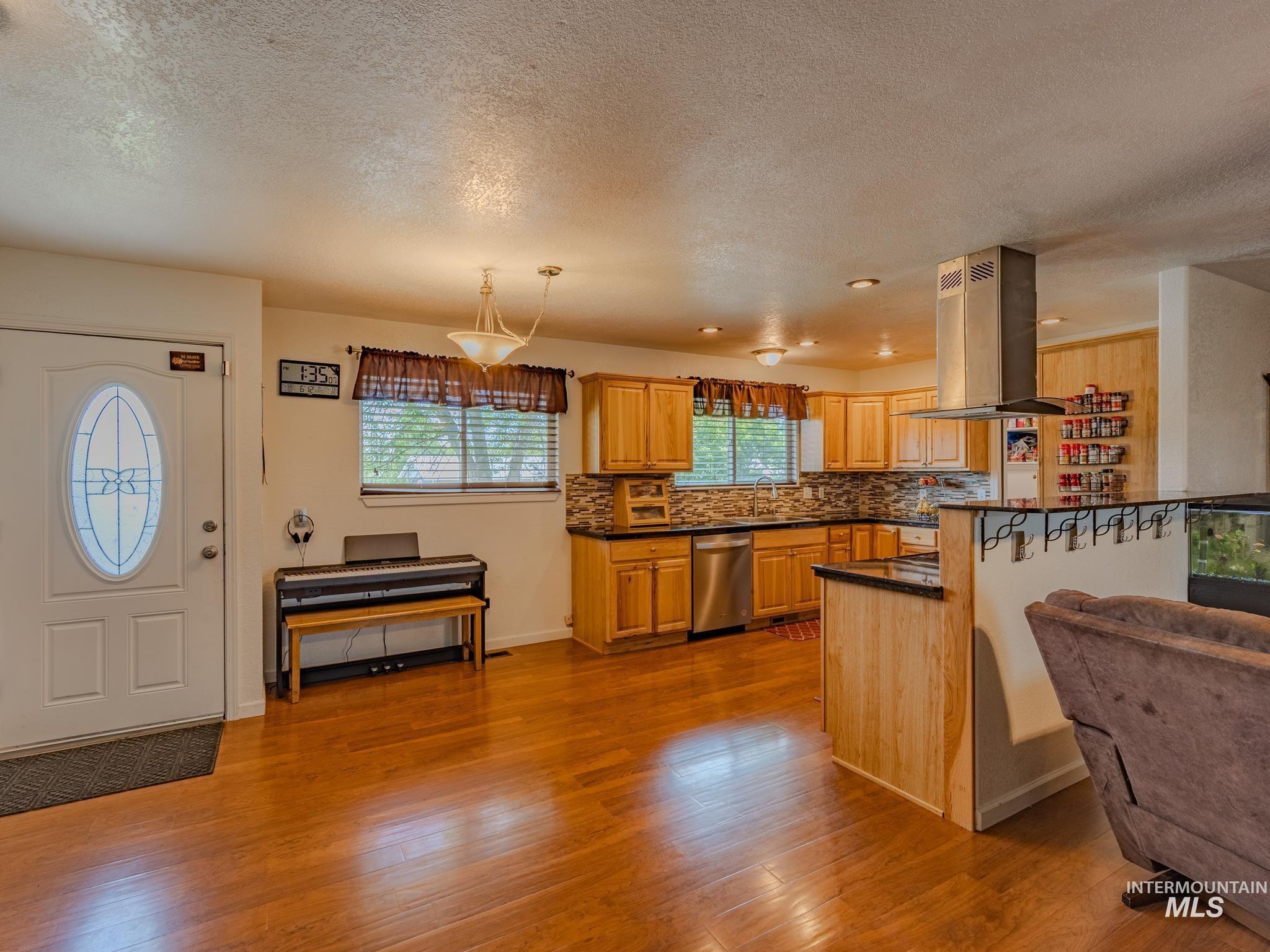 618 Dawn Drive
