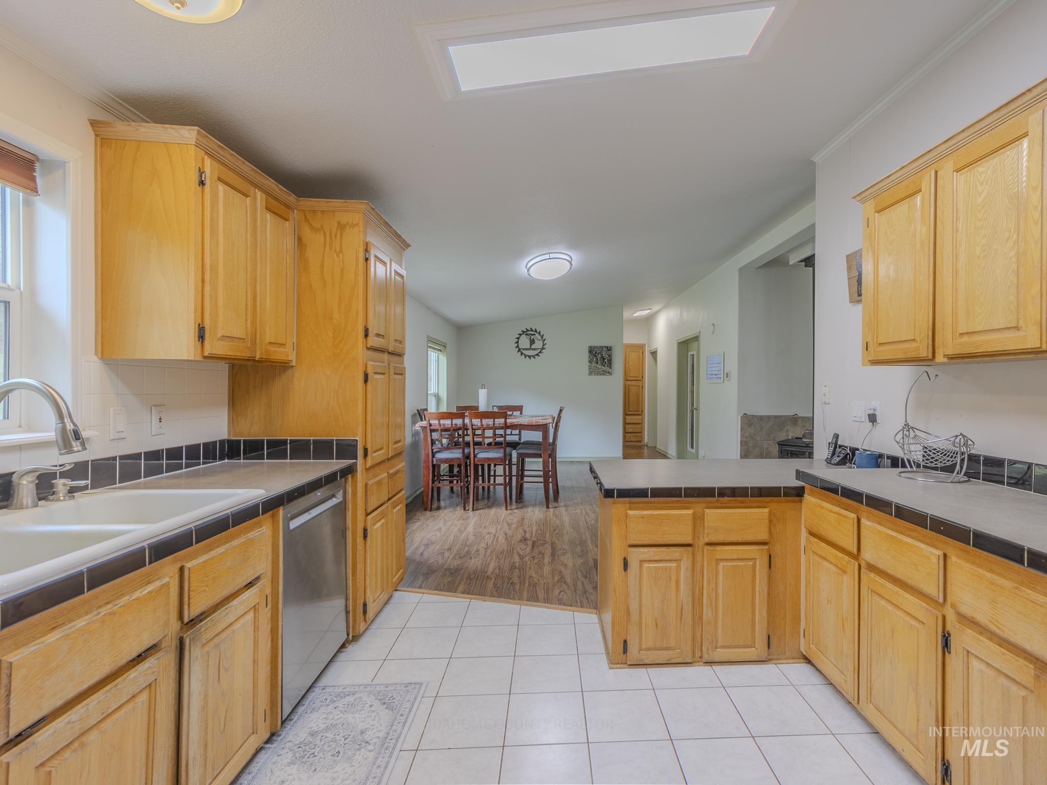 77 Poplar Drive