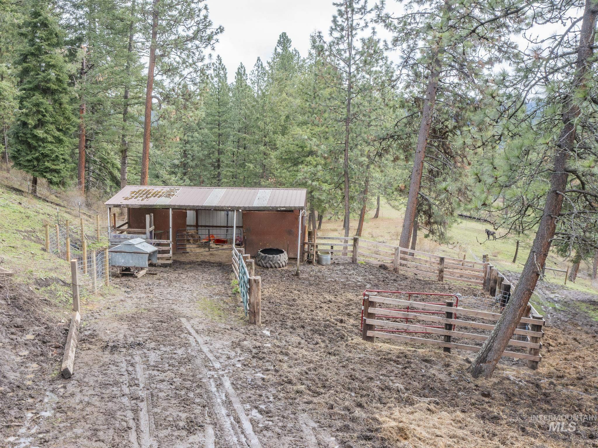 77 Poplar Drive