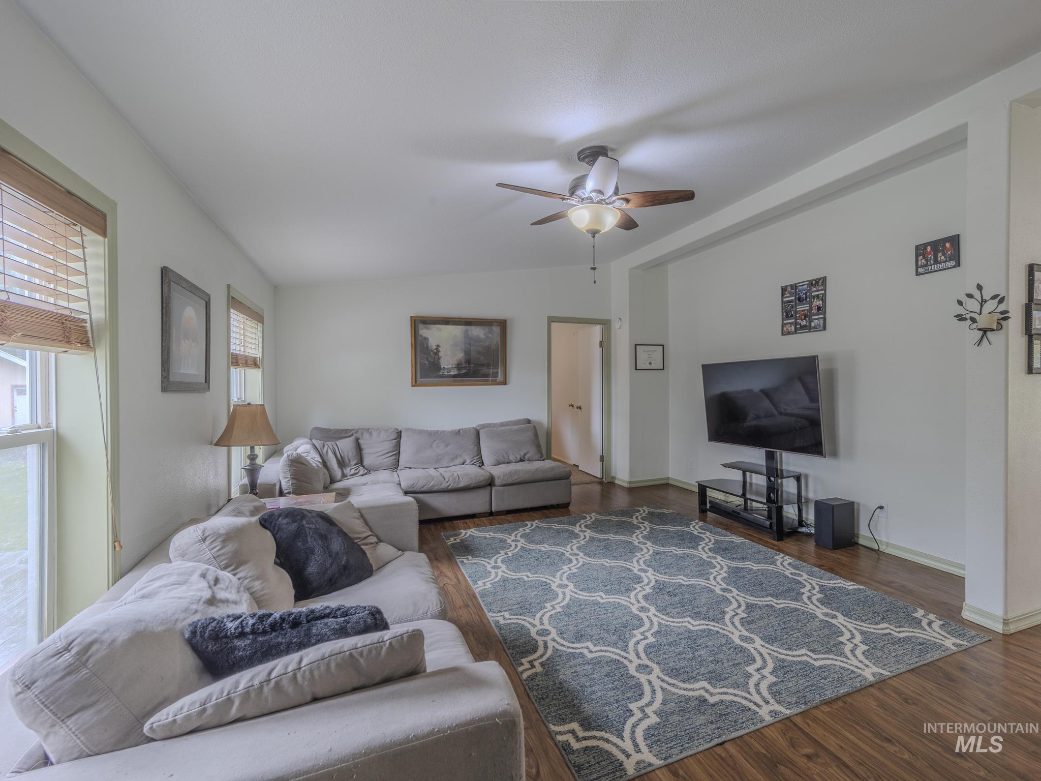77 Poplar Drive