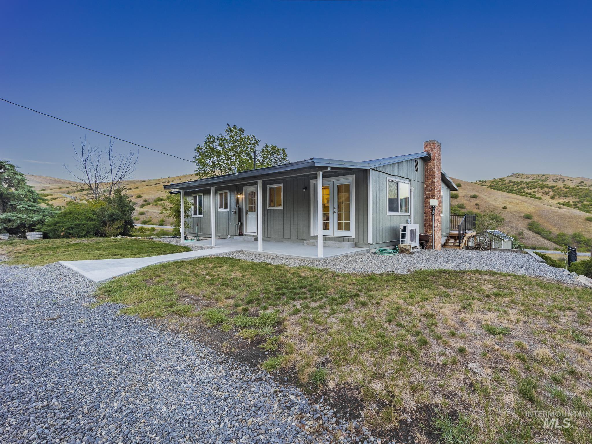 161 Cemetery Road