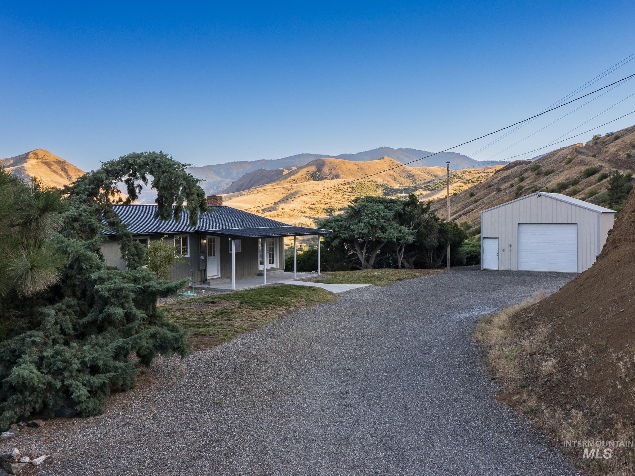 161 Cemetery Road