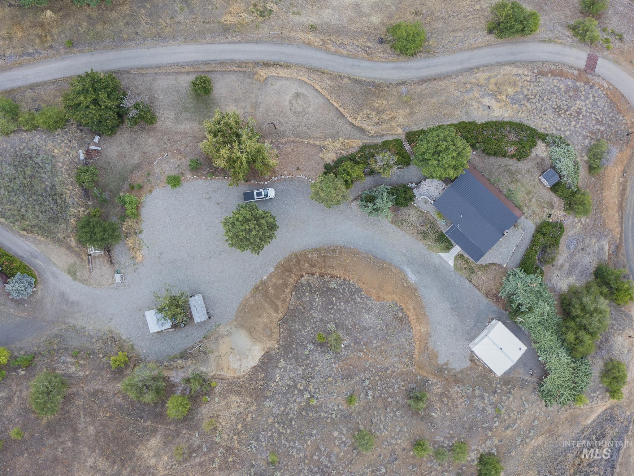 161 Cemetery Road