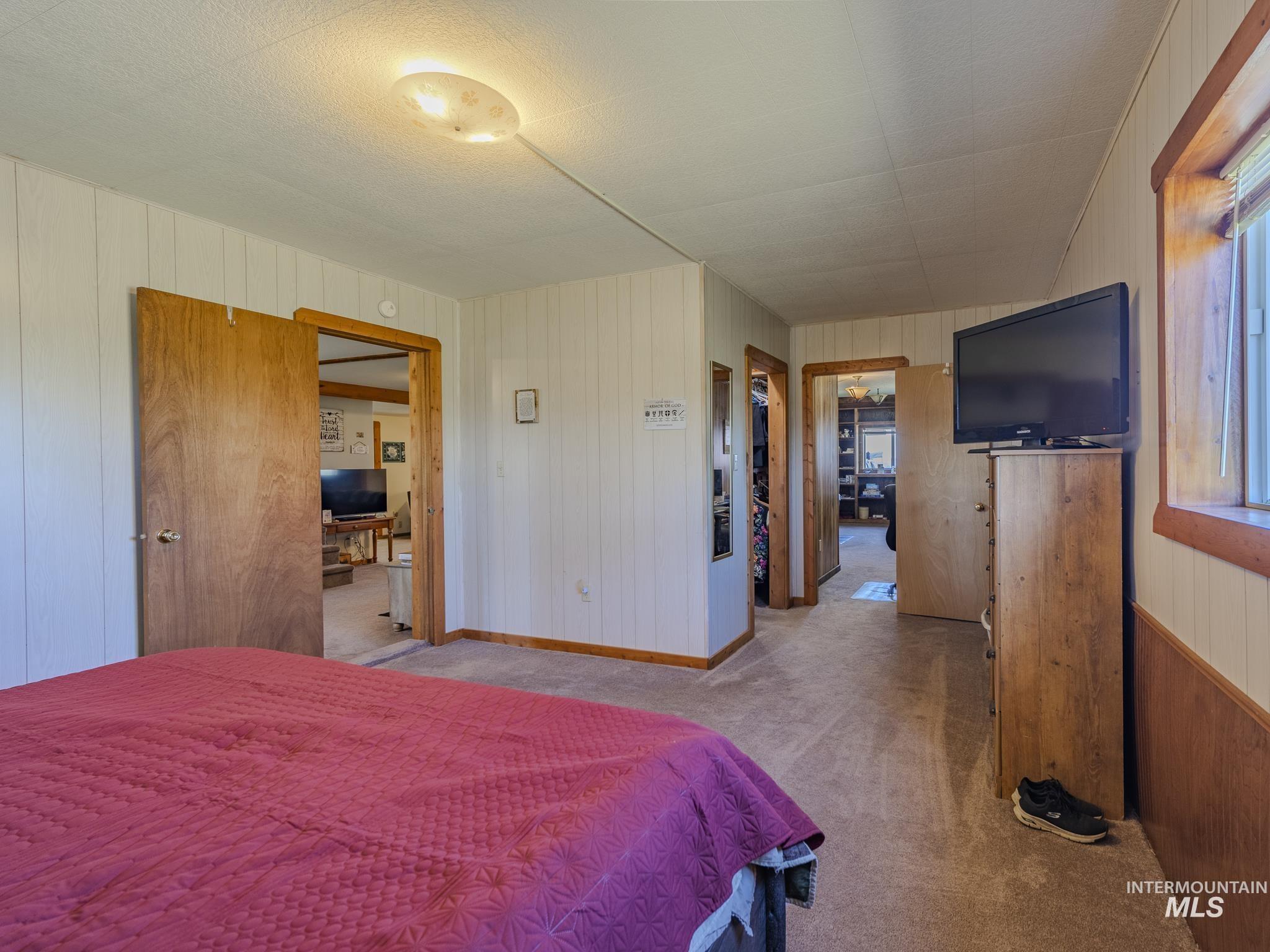 680 Pleasant Valley Road