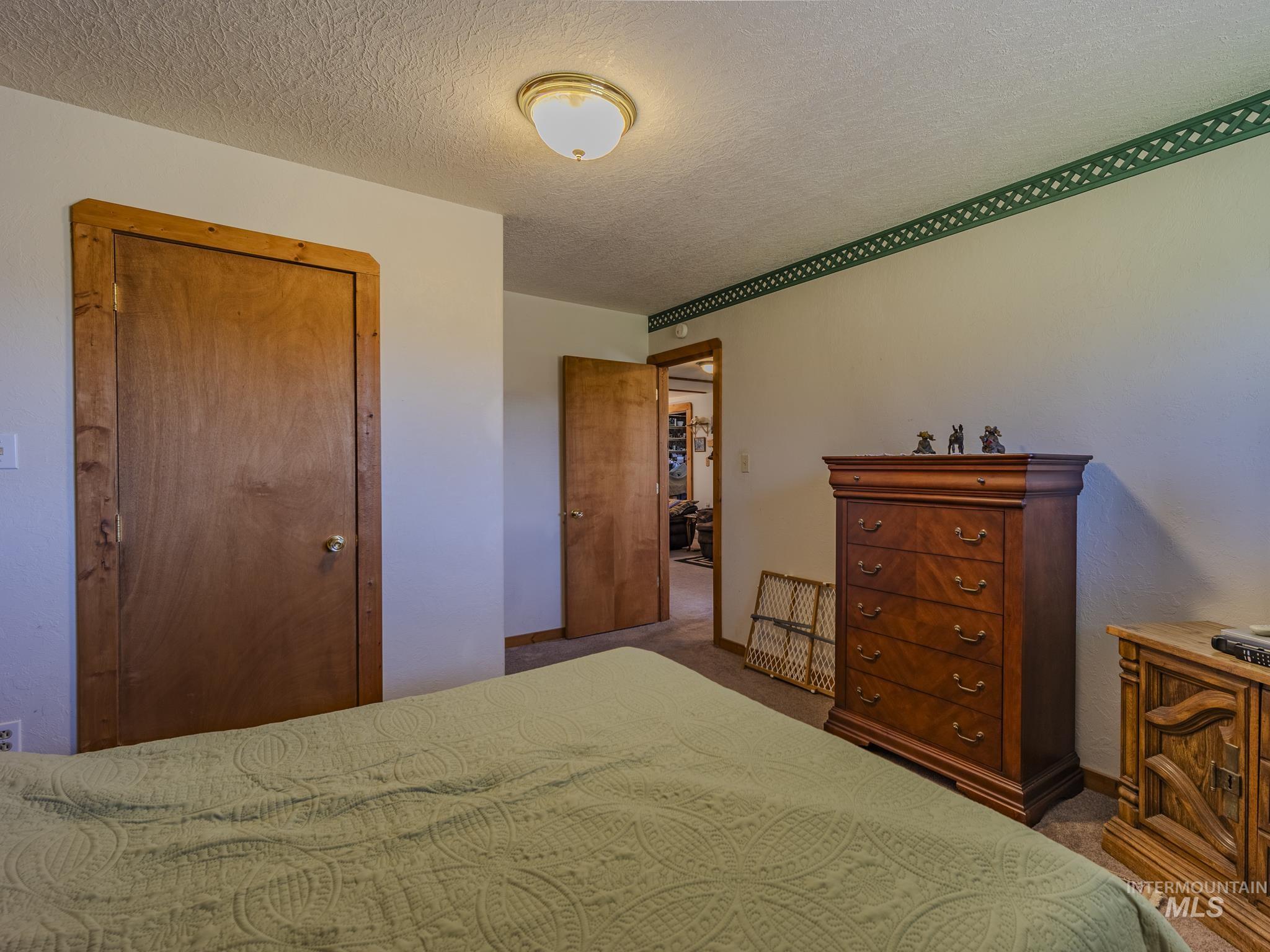680 Pleasant Valley Road