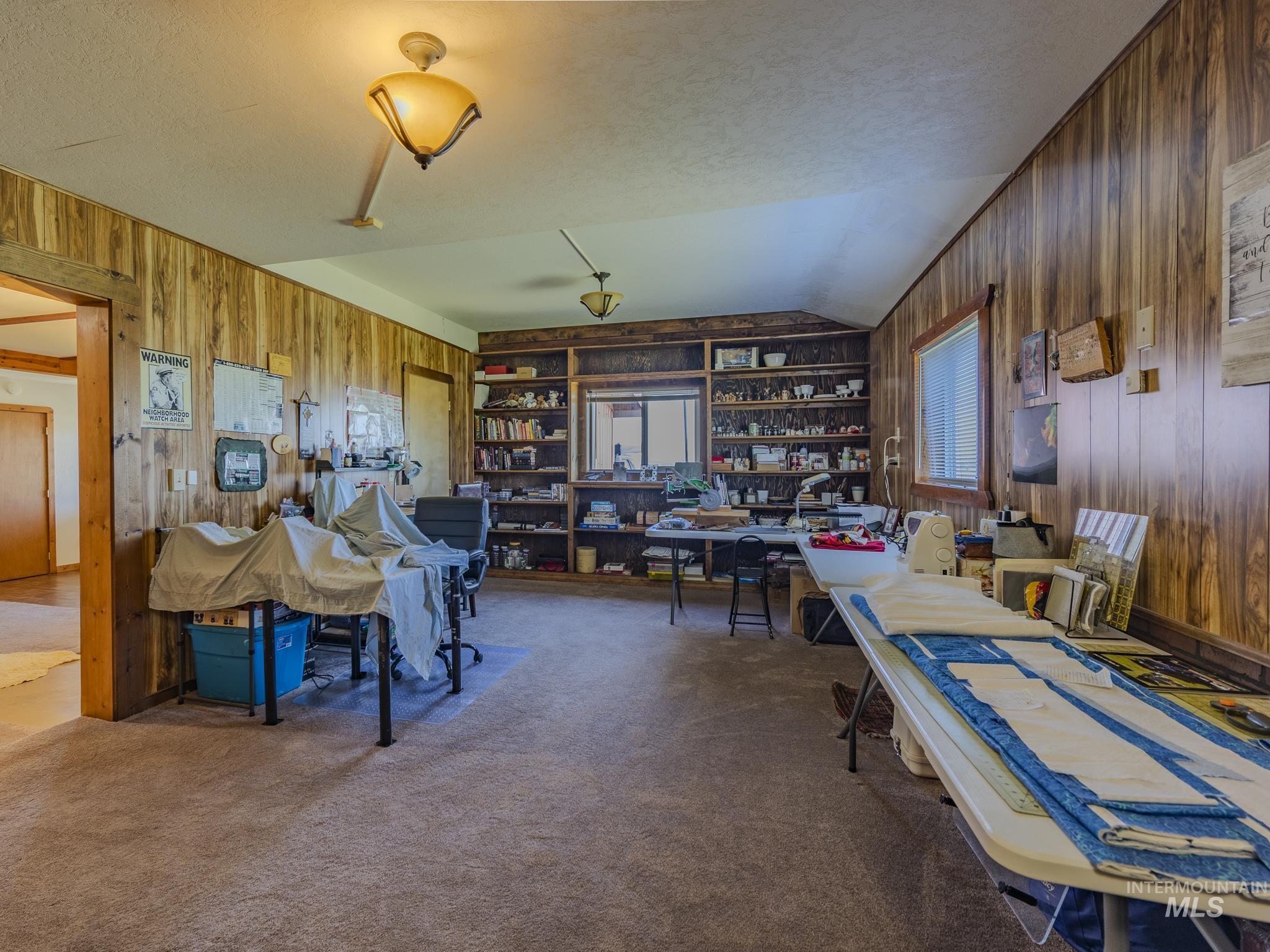 680 Pleasant Valley Road