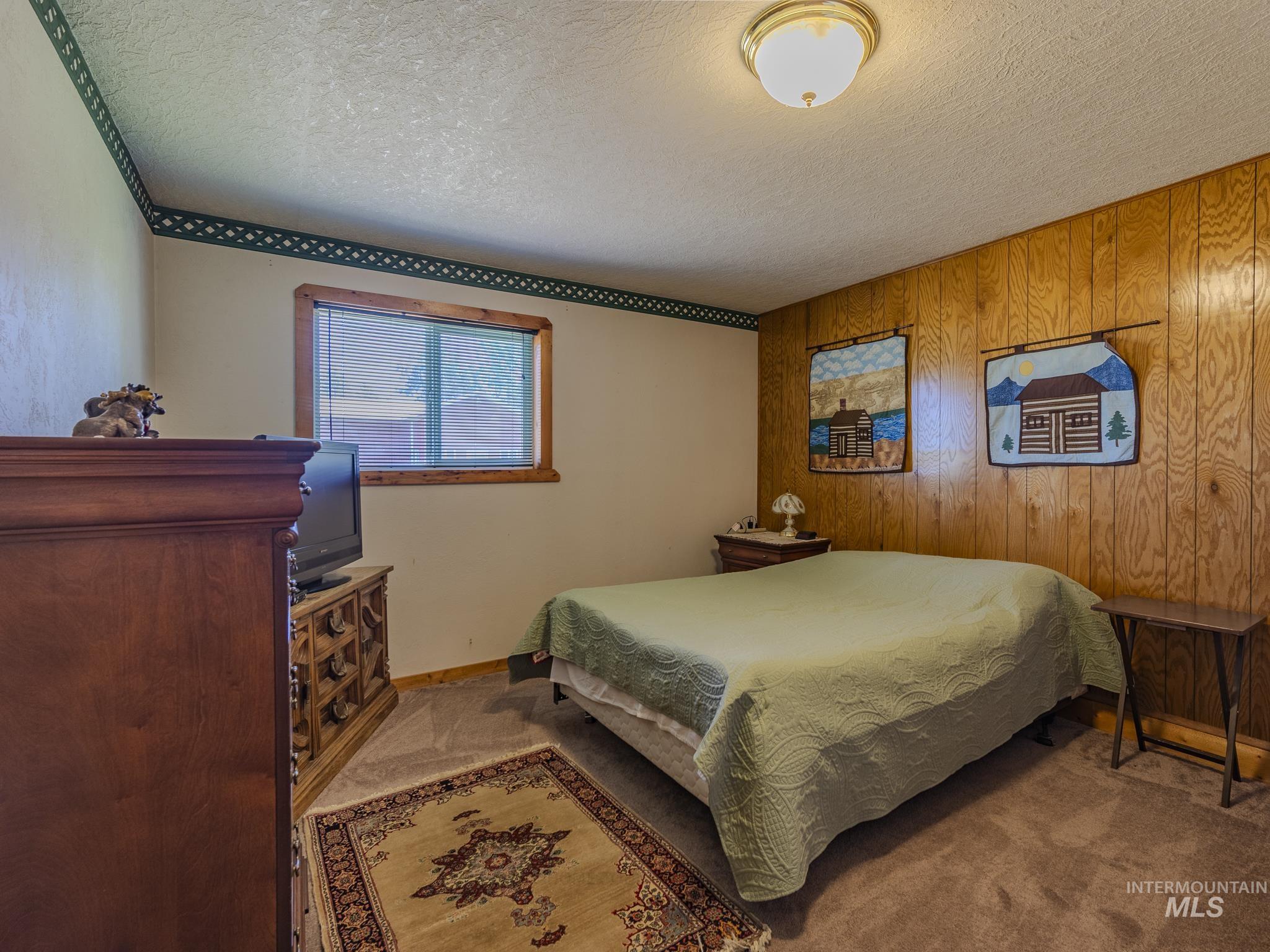 680 Pleasant Valley Road