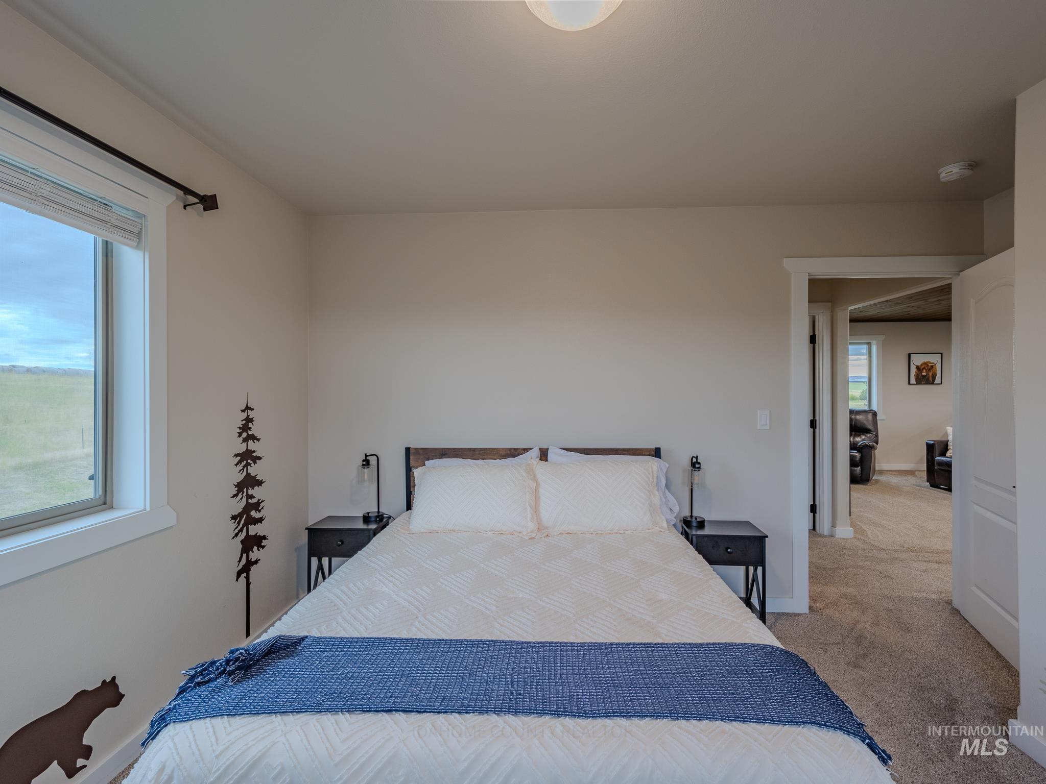668 Powerline Road