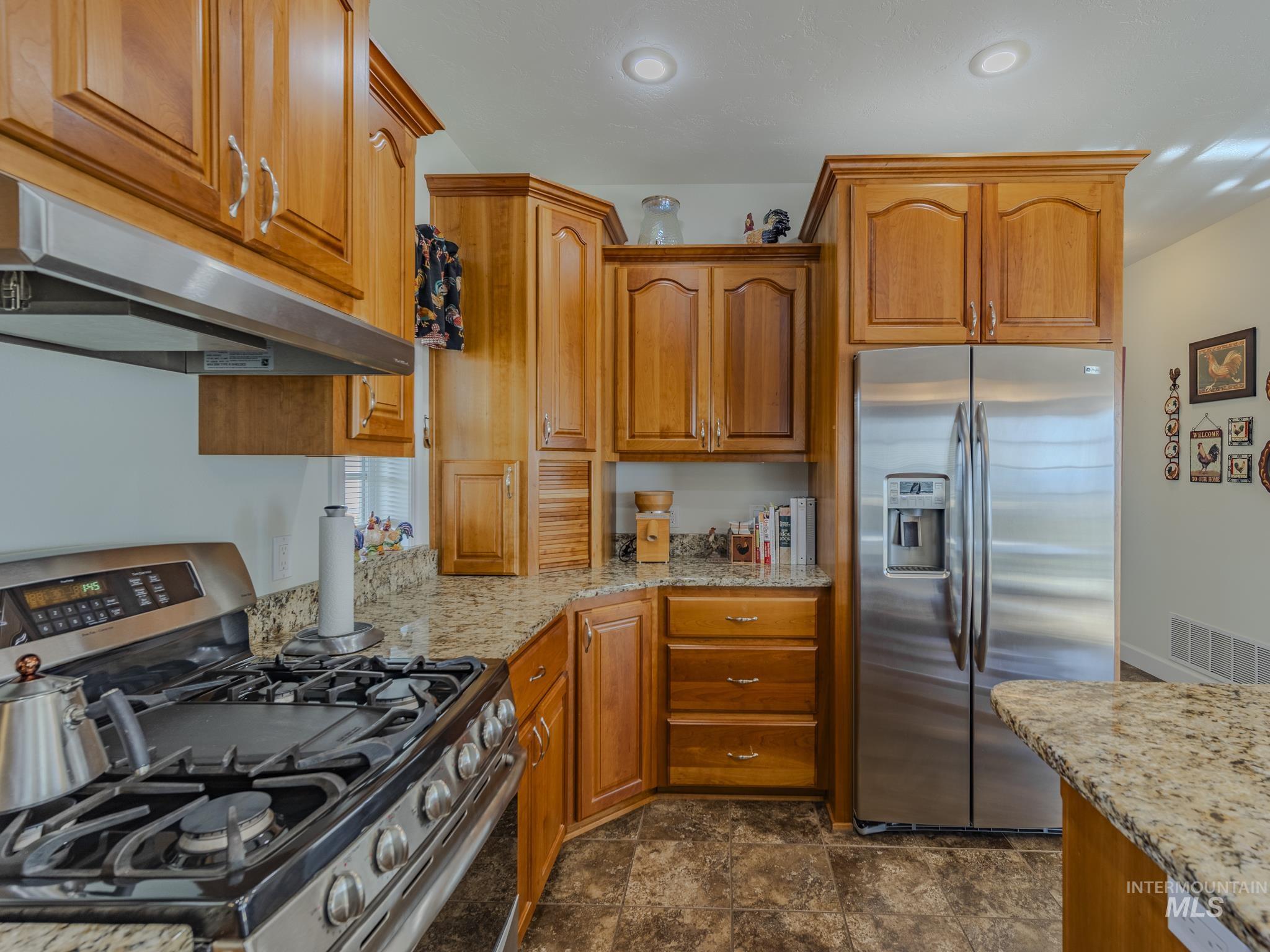 659 Reservation Line Rd