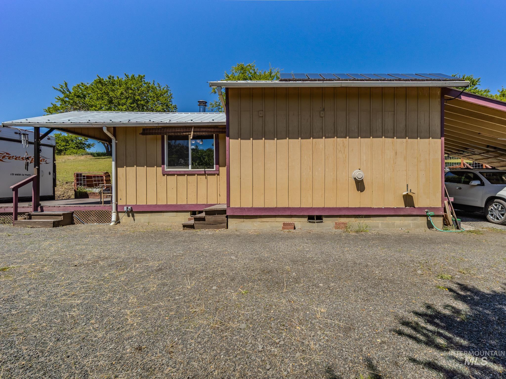 216 Ferguson Road