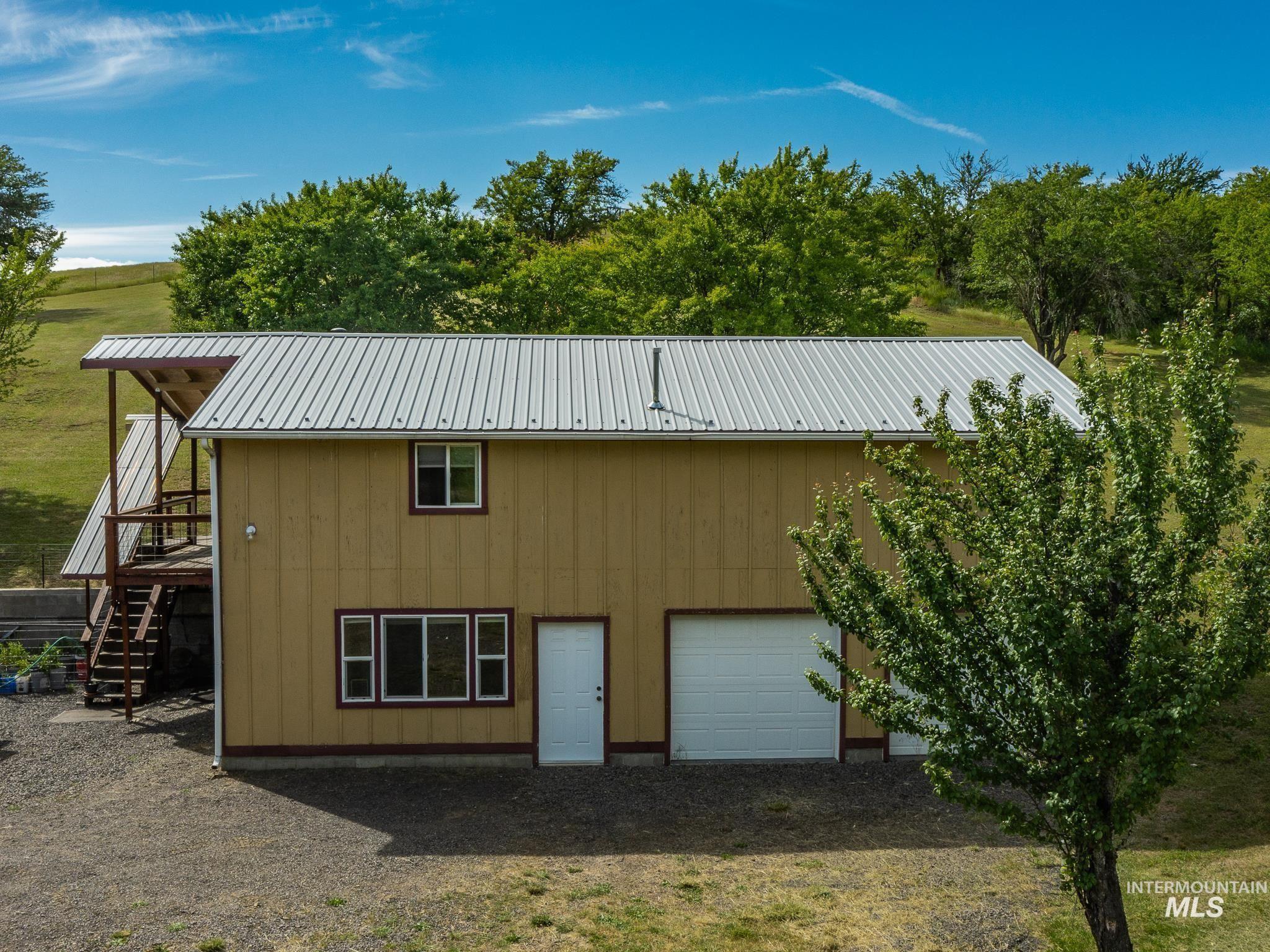 216 Ferguson Road