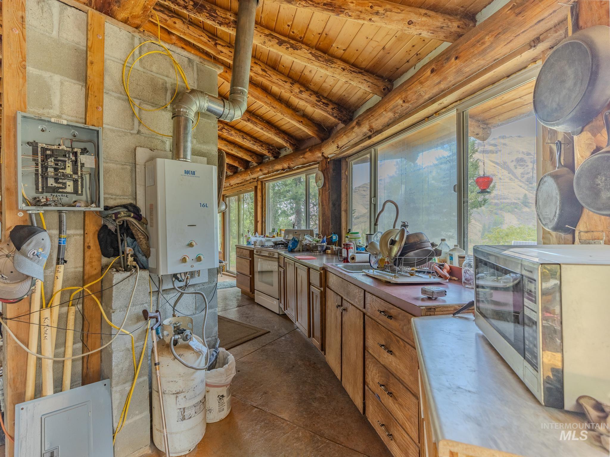 578 Getta Creek Rd