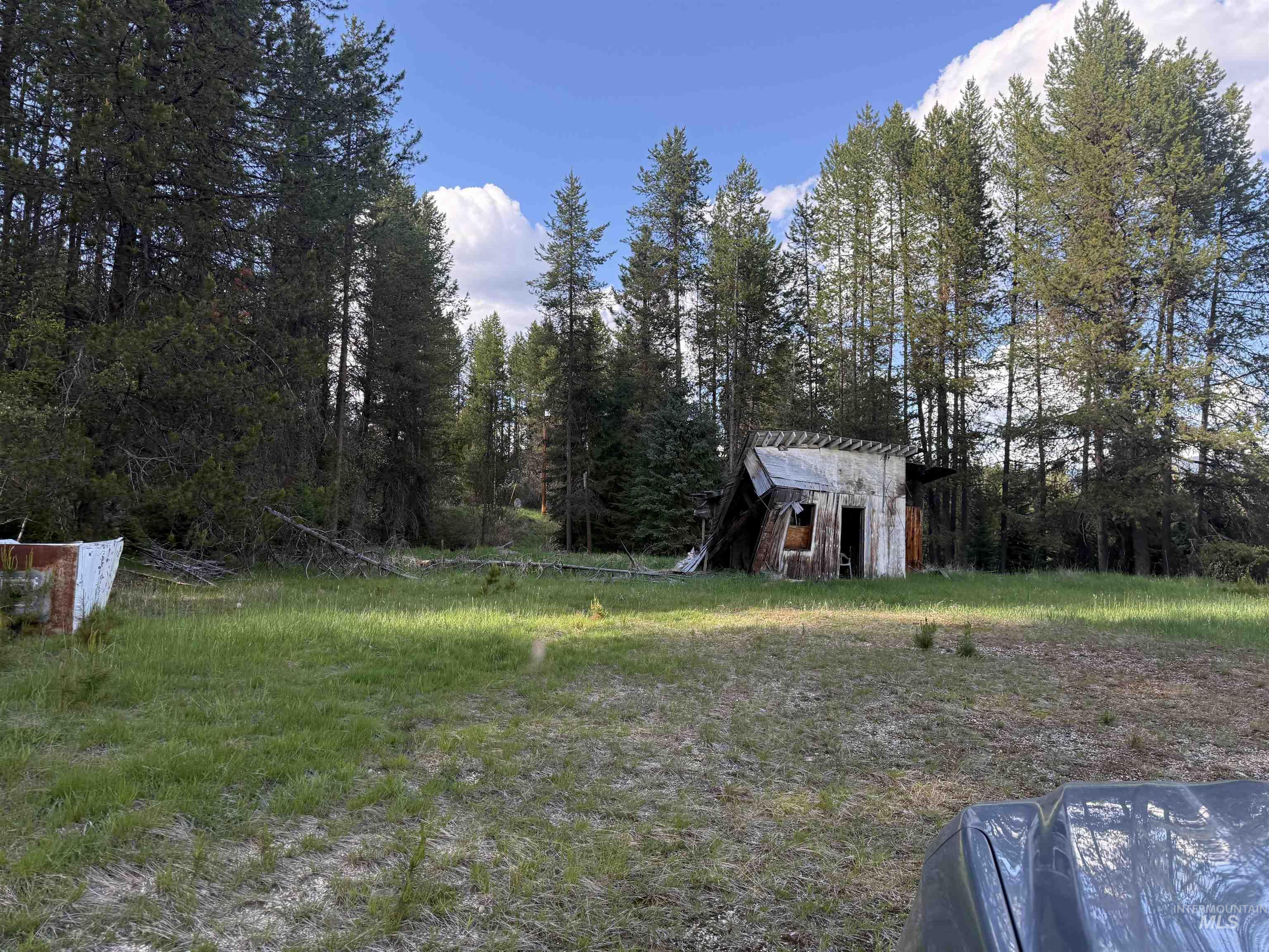 101 and 107 Cabin Rd