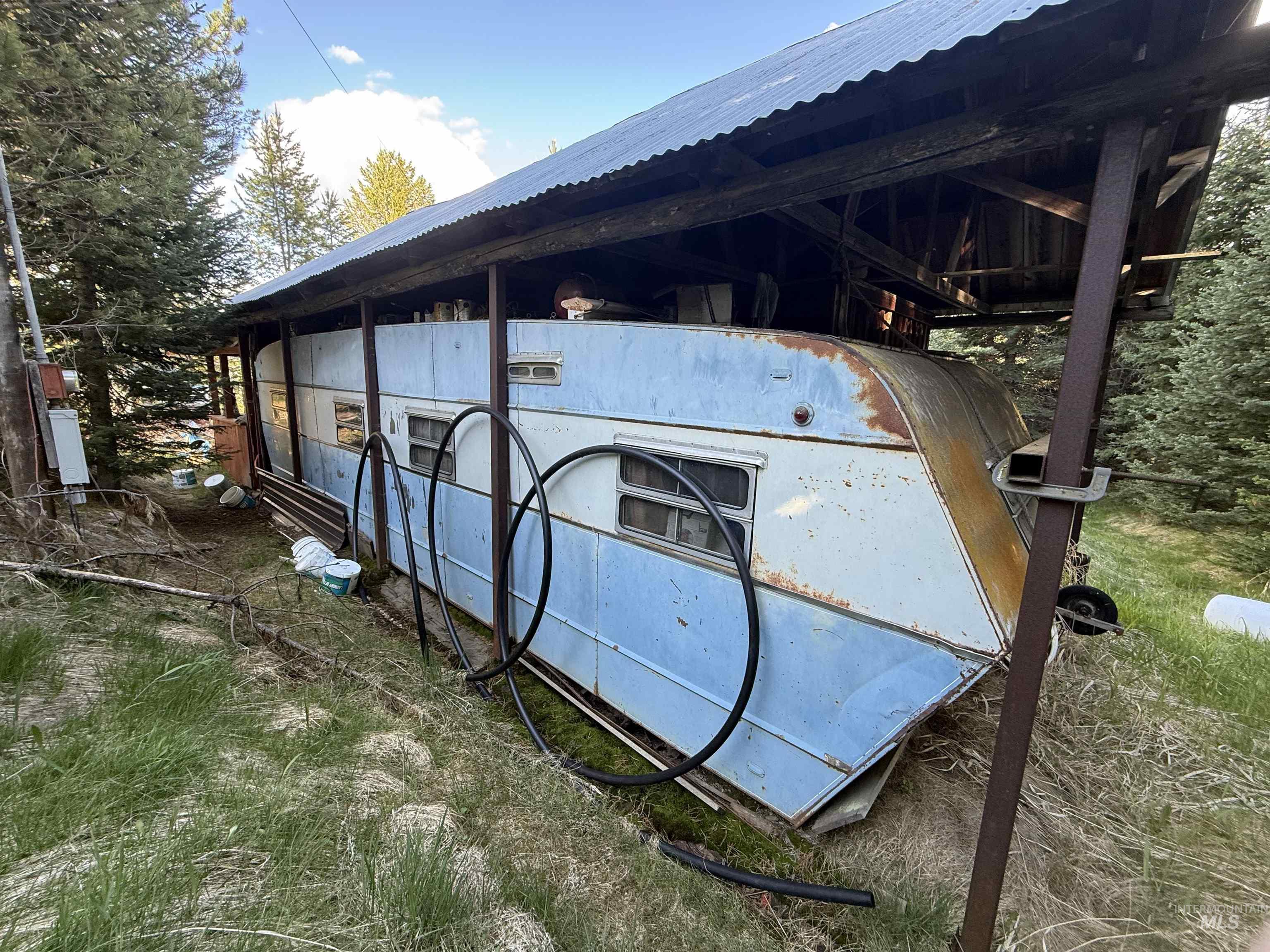 101 and 107 Cabin Rd