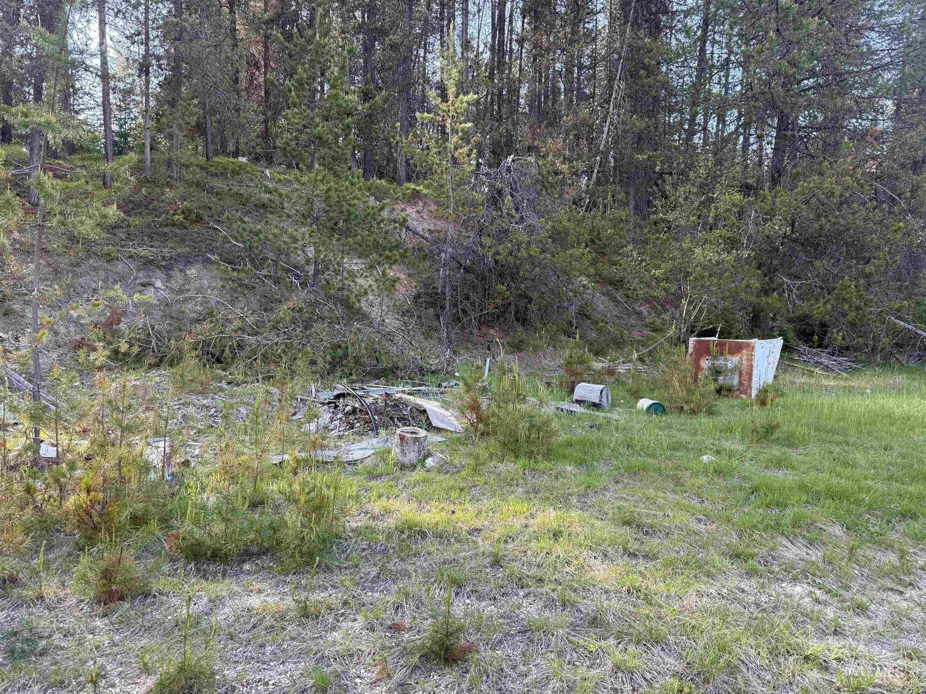 101 and 107 Cabin Rd