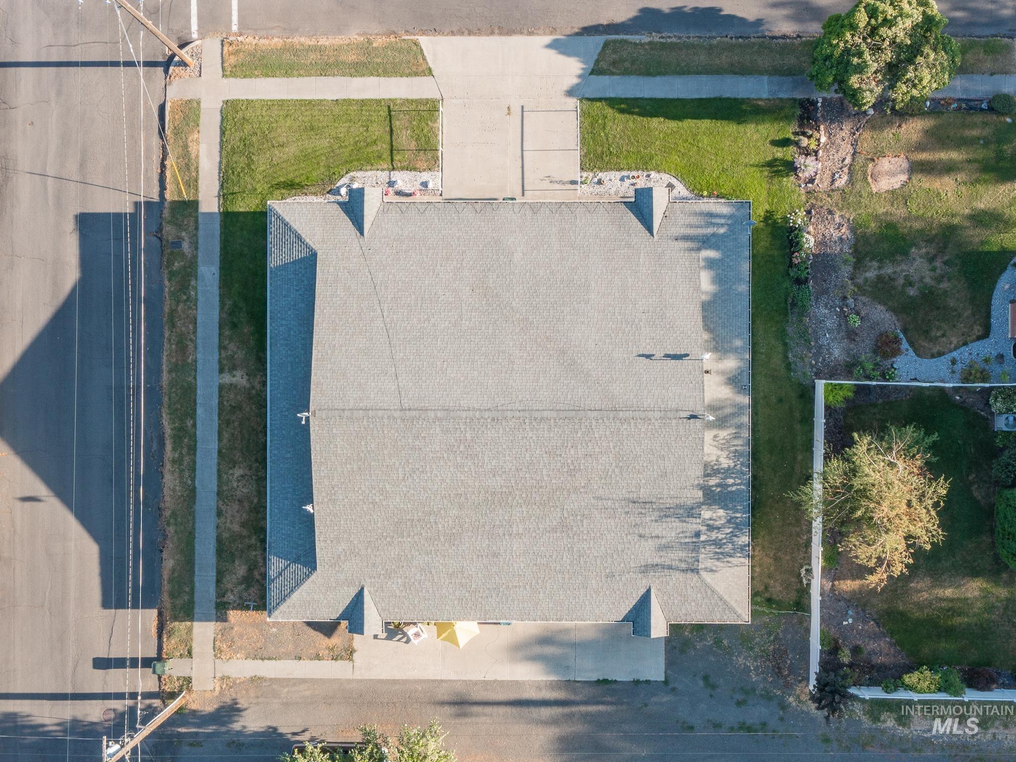408 W South St