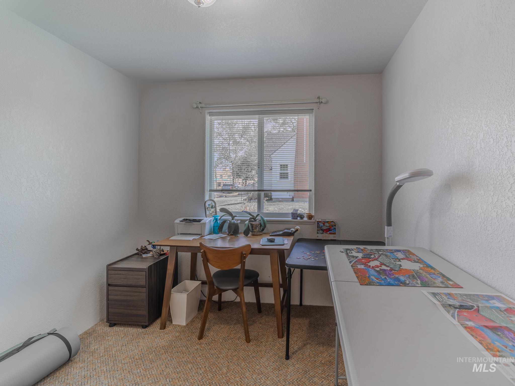 408 W South St