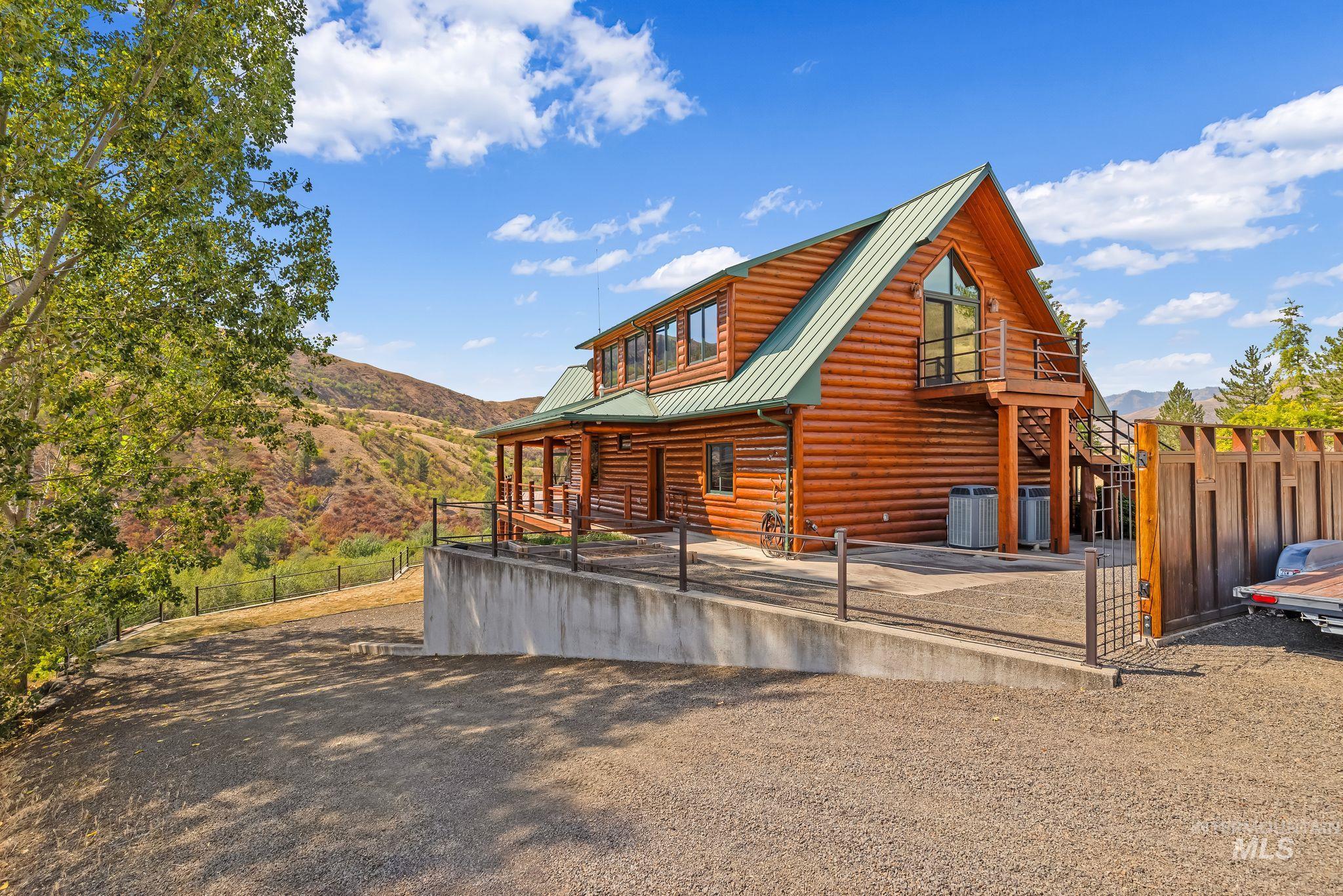 327 Two Bears Rd.
