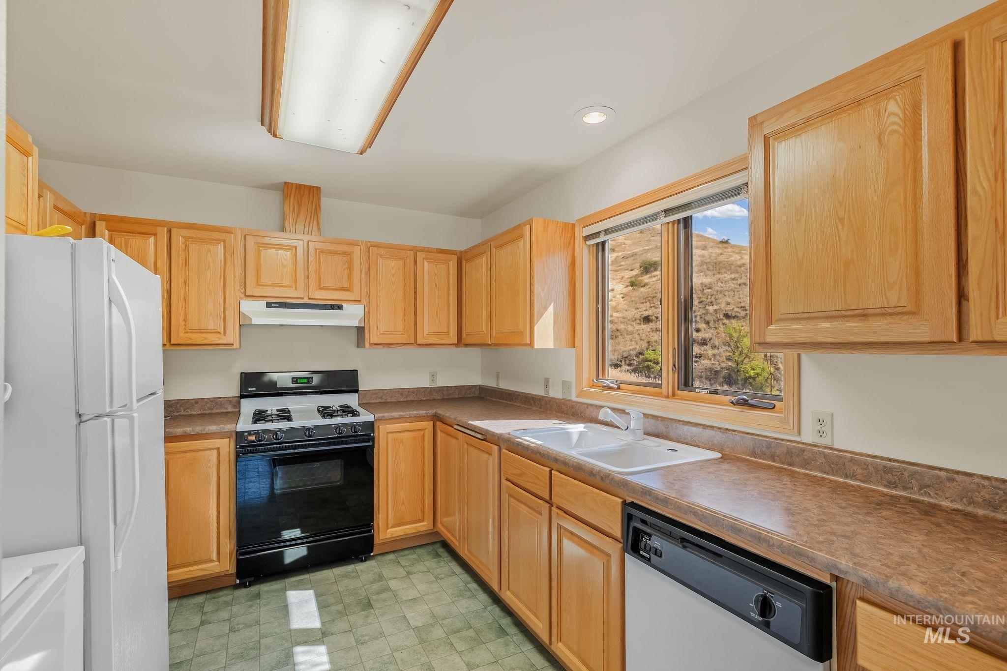327 Two Bears Rd.