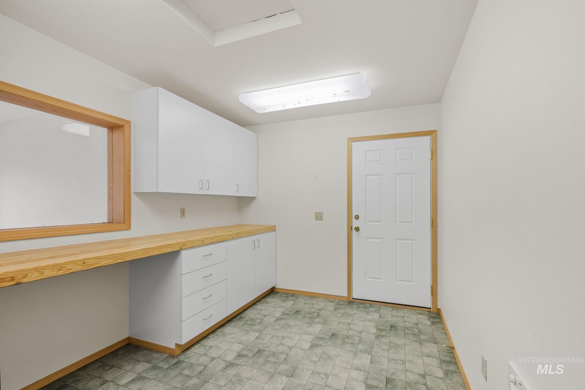 327 Two Bears Rd.