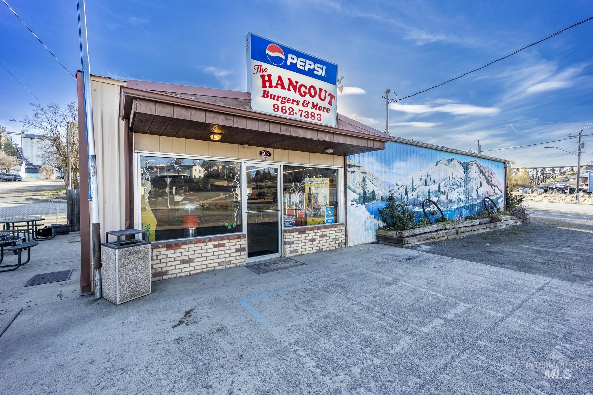 603 Front Street