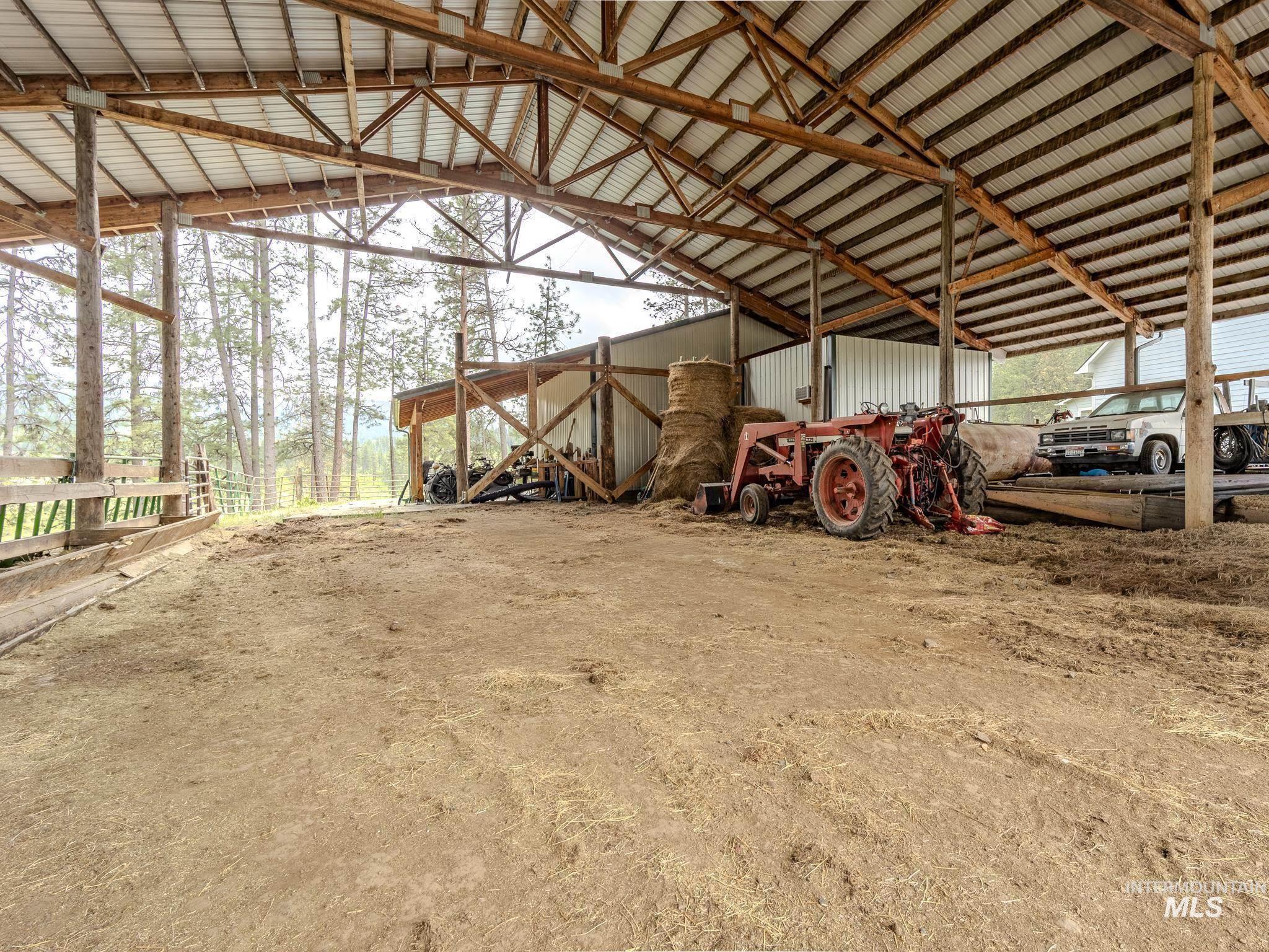 794 Pleasant Valley Rd