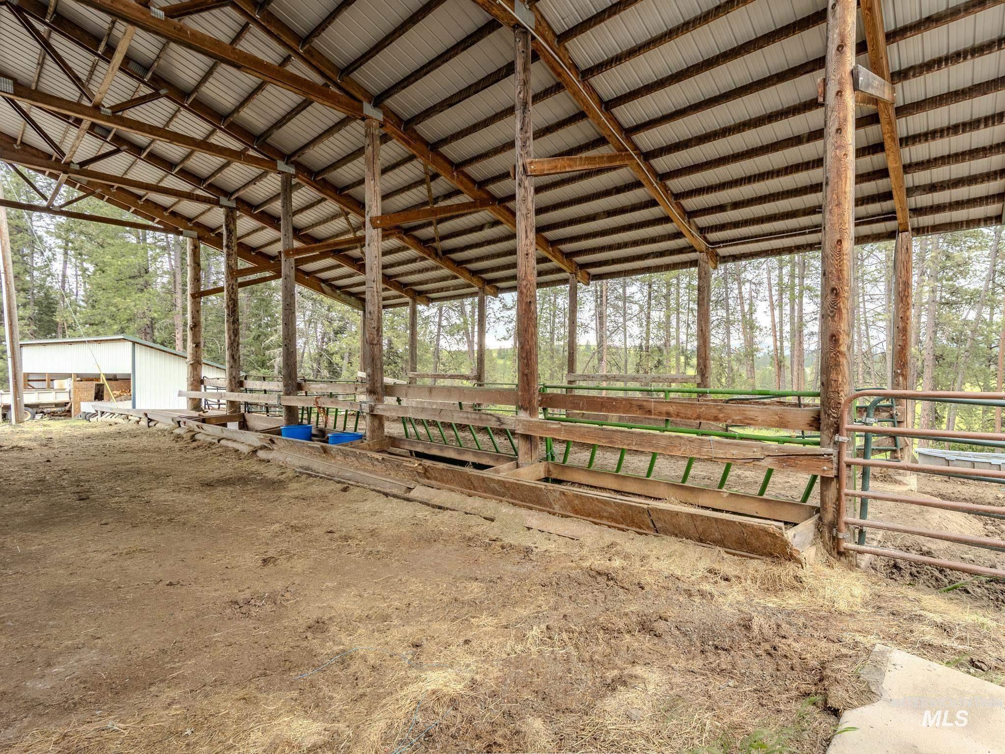 794 Pleasant Valley Rd