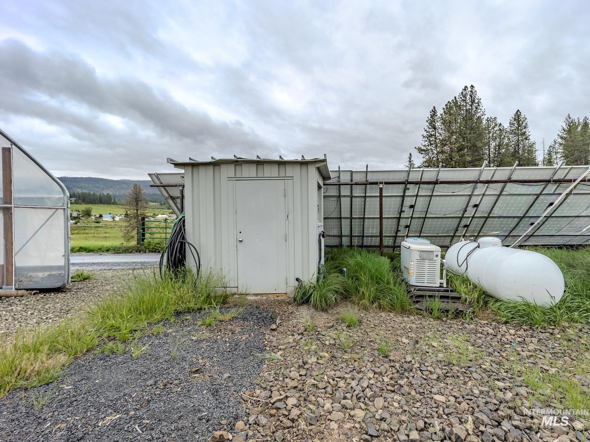 794 Pleasant Valley Rd