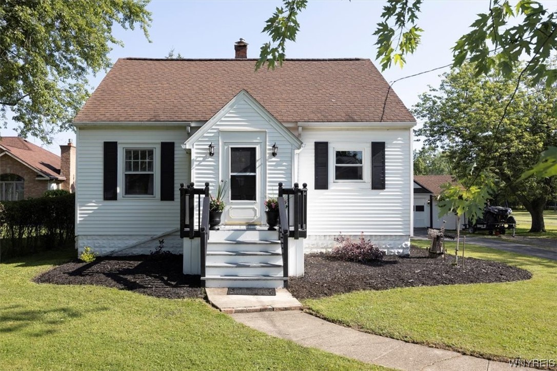 252 East And West Road