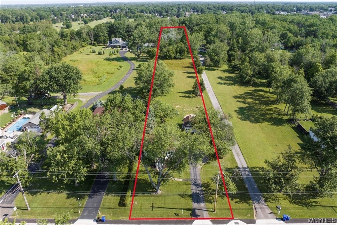 252 East And West Road