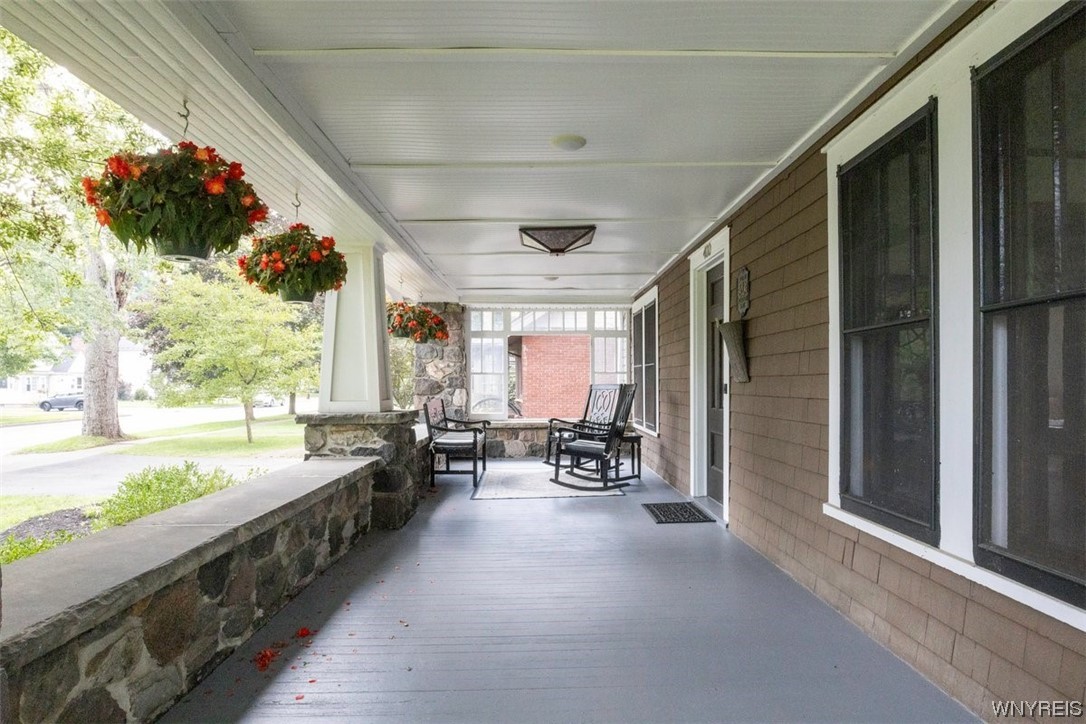 400 Girard Avenue