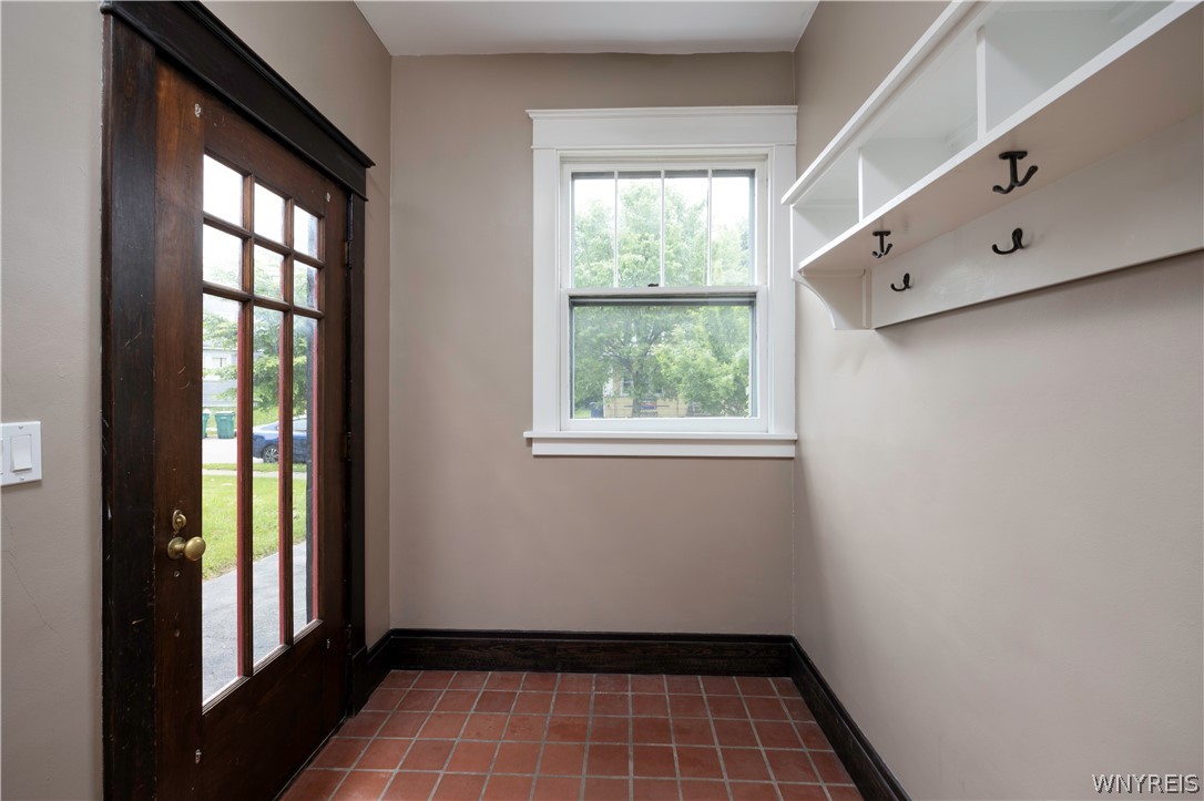 23 West Northrup Place