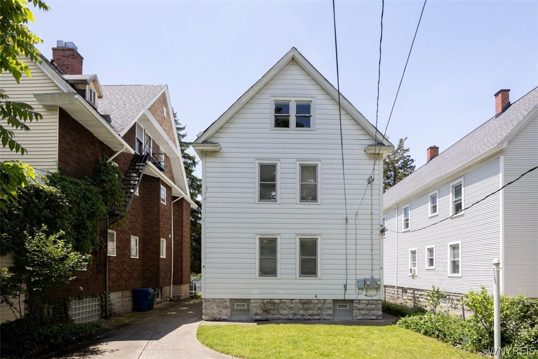 429 Crescent Avenue
