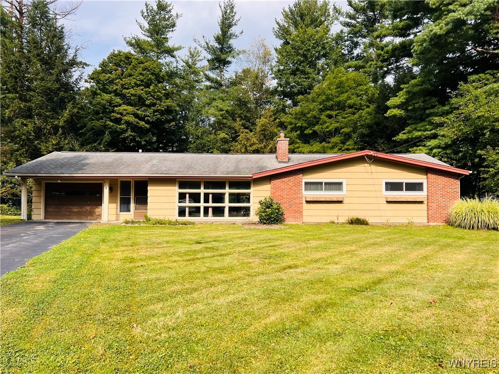 207 Greenwood Drive