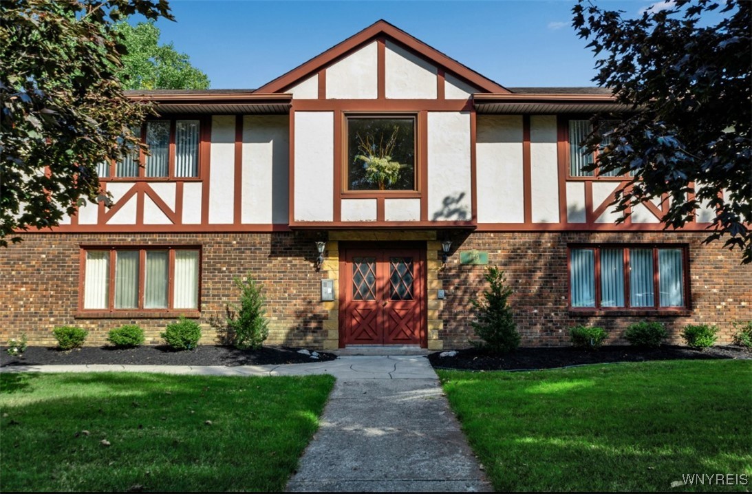 149 Denrose Drive 1