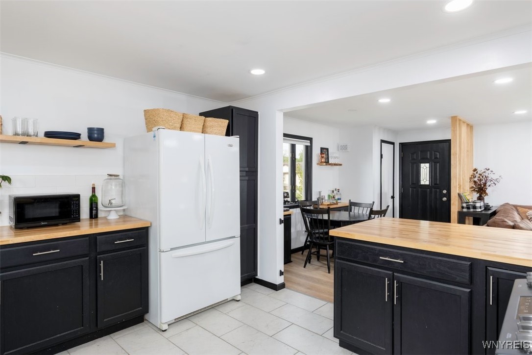 285 Belmont Court East