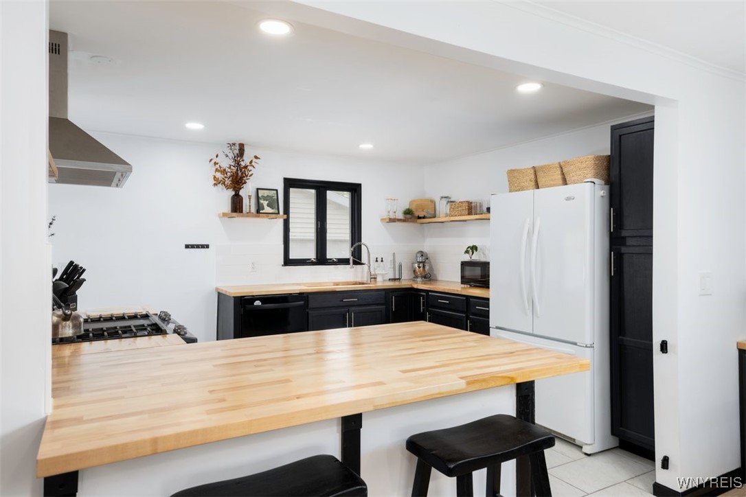 285 Belmont Court East
