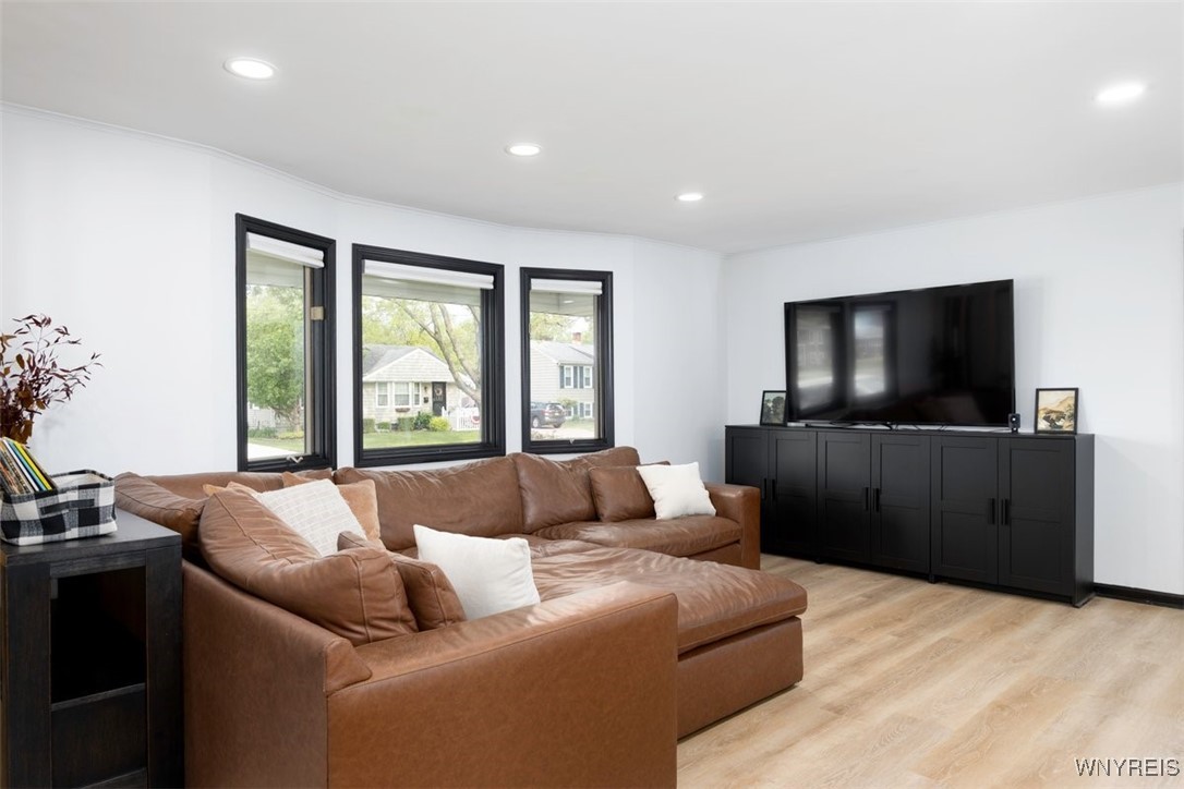 285 Belmont Court East