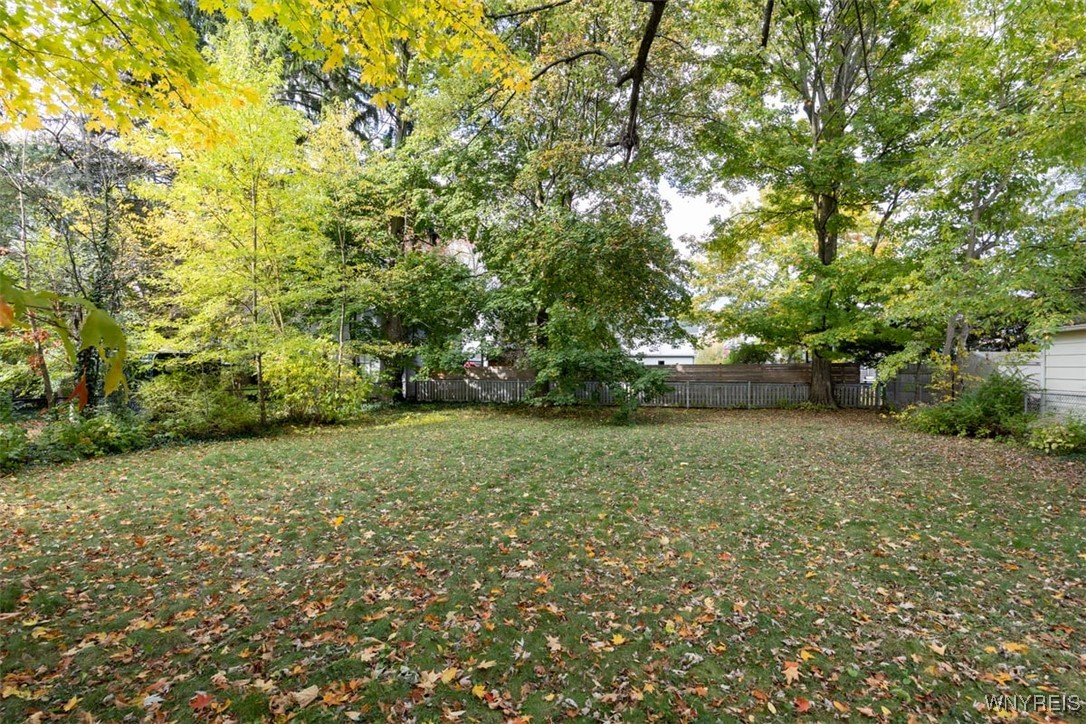 87 Maple Avenue