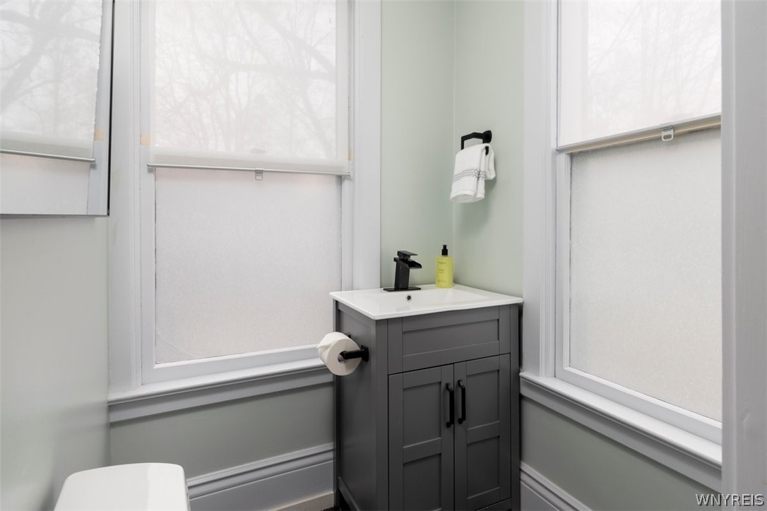 76 North Grove Street