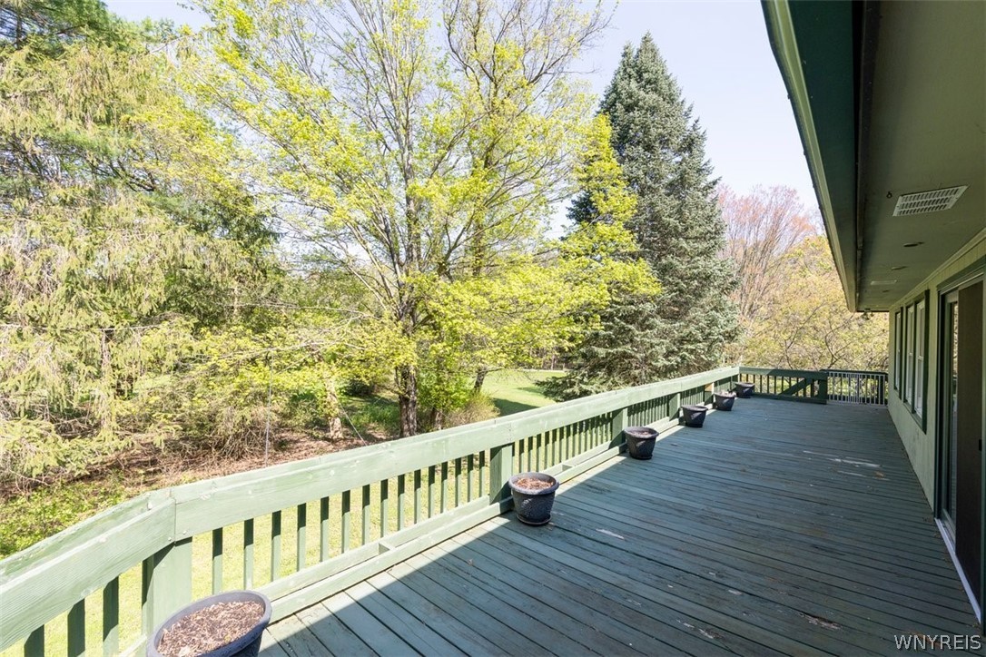 6 South Herrick Road