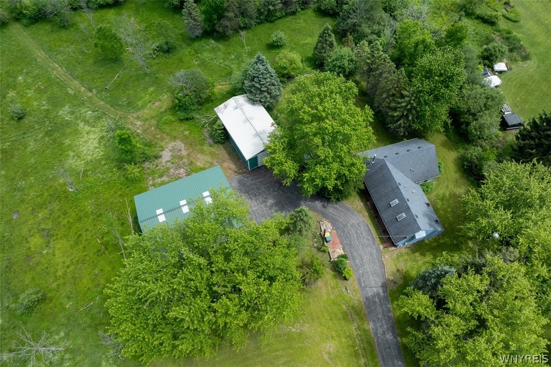 1827 Maxon Road