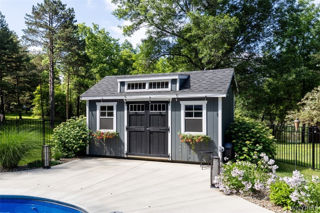 7217 Quaker Road