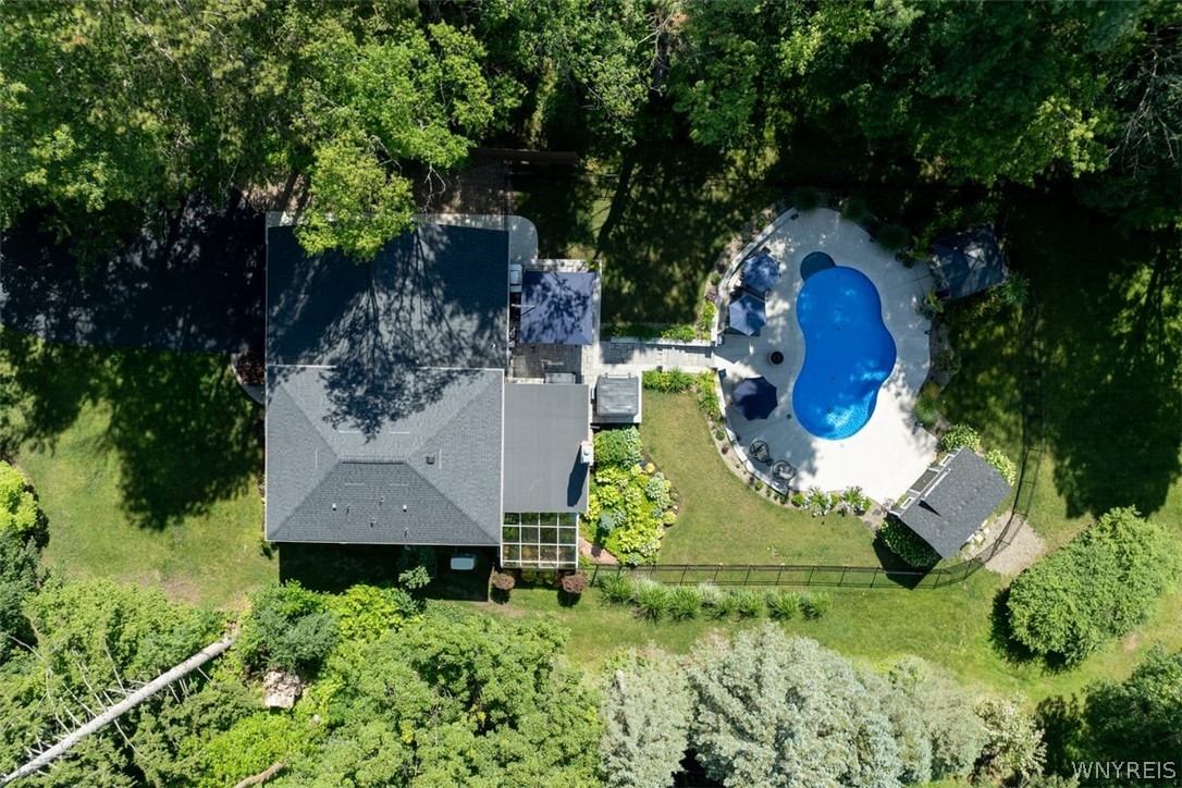 7217 Quaker Road