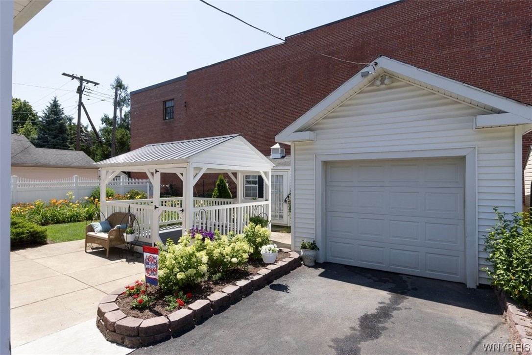 15 Park Boulevard