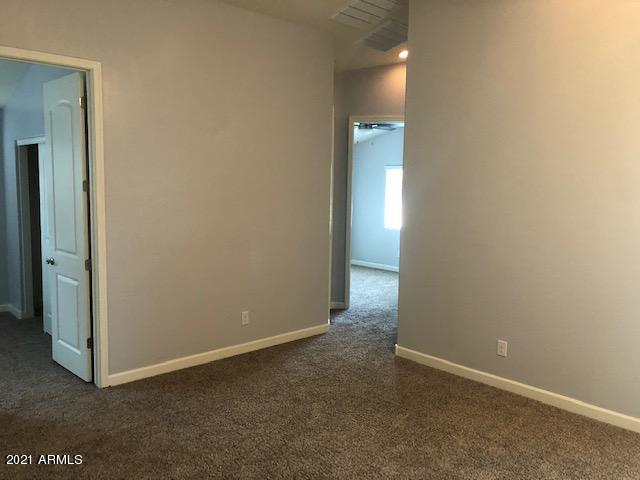3018 N 33RD Place