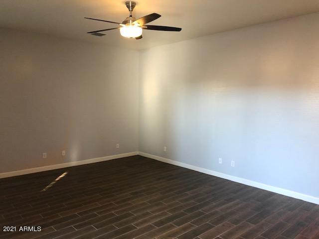 3018 N 33RD Place