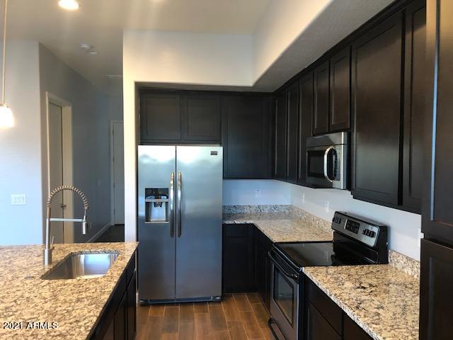 3018 N 33RD Place